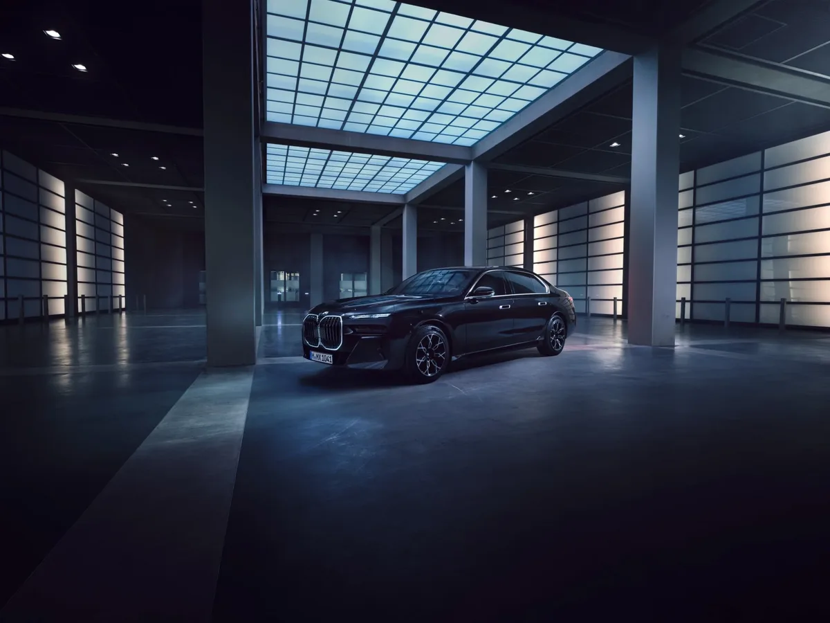 법인차 현금구매 상담에 활용되는 BMW 7시리즈 예시 이미지